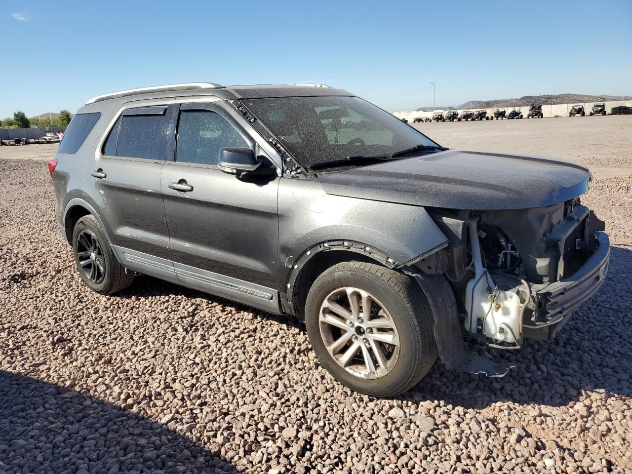 2017 Ford Explorer - Image 4
