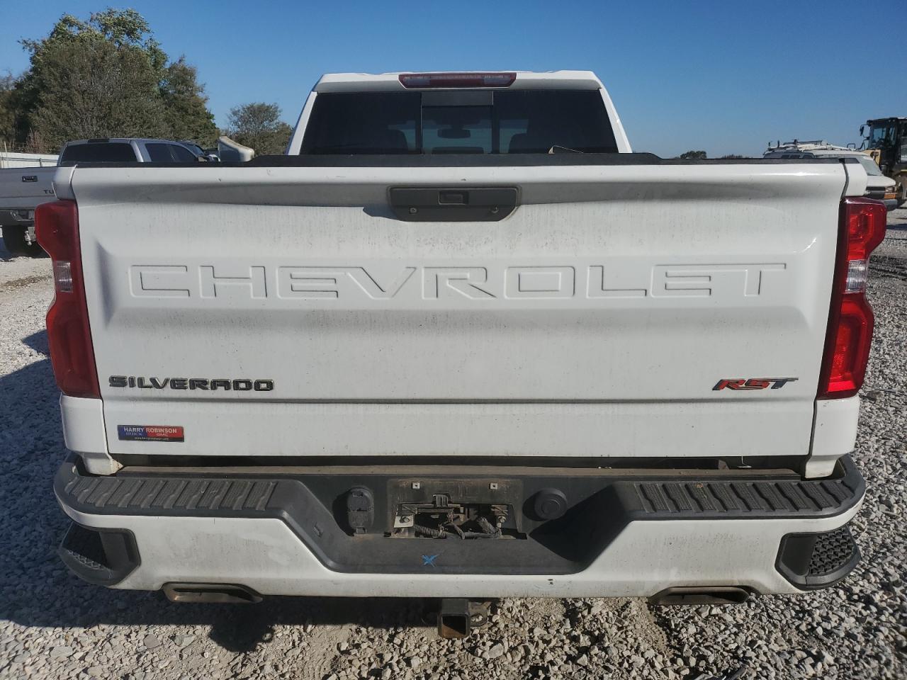 2019 Chevrolet Silverado - Image 6