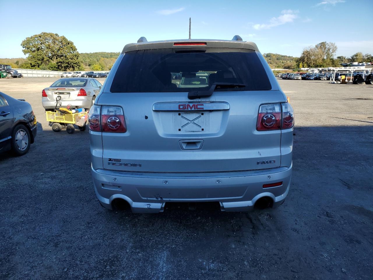 1GKKVTED9BJ379881 2011 GMC Acadia Denali