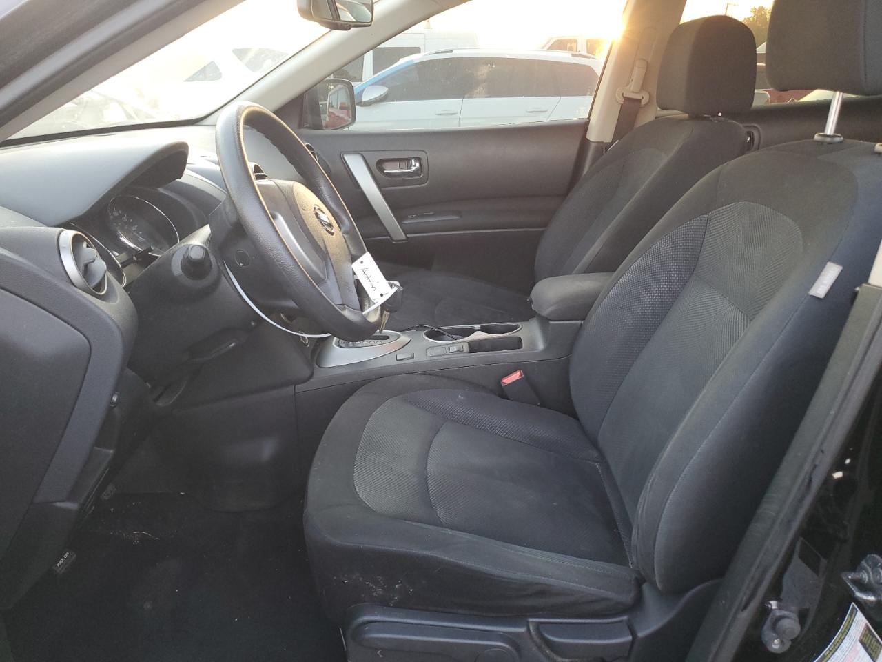 2014 Nissan Rogue - Image 7