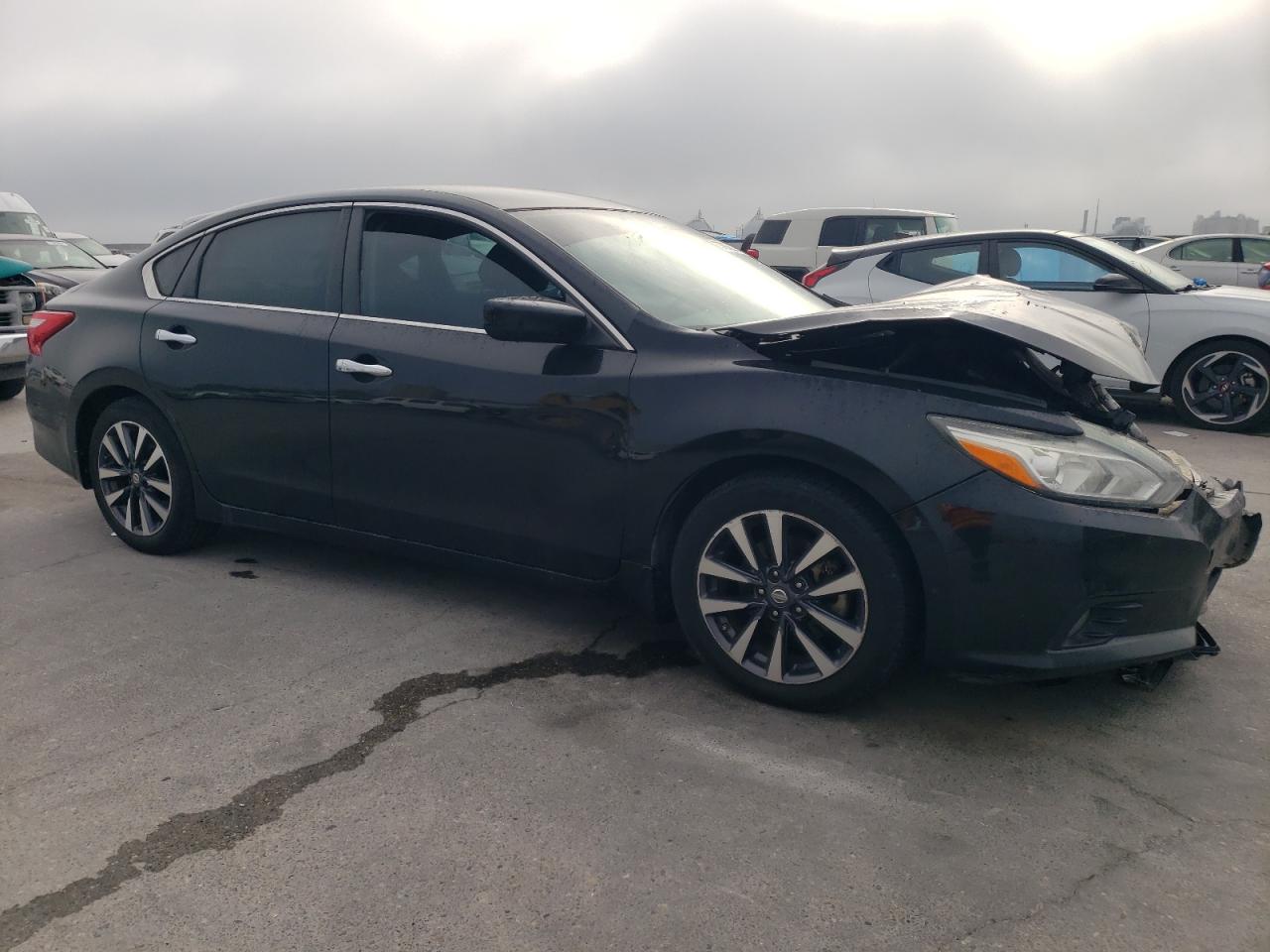 2016 Nissan Altima - Image 4