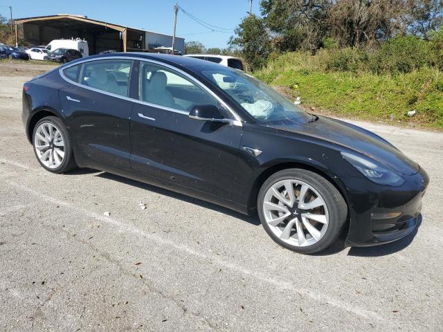  TESLA MODEL 3 2018 Чорний