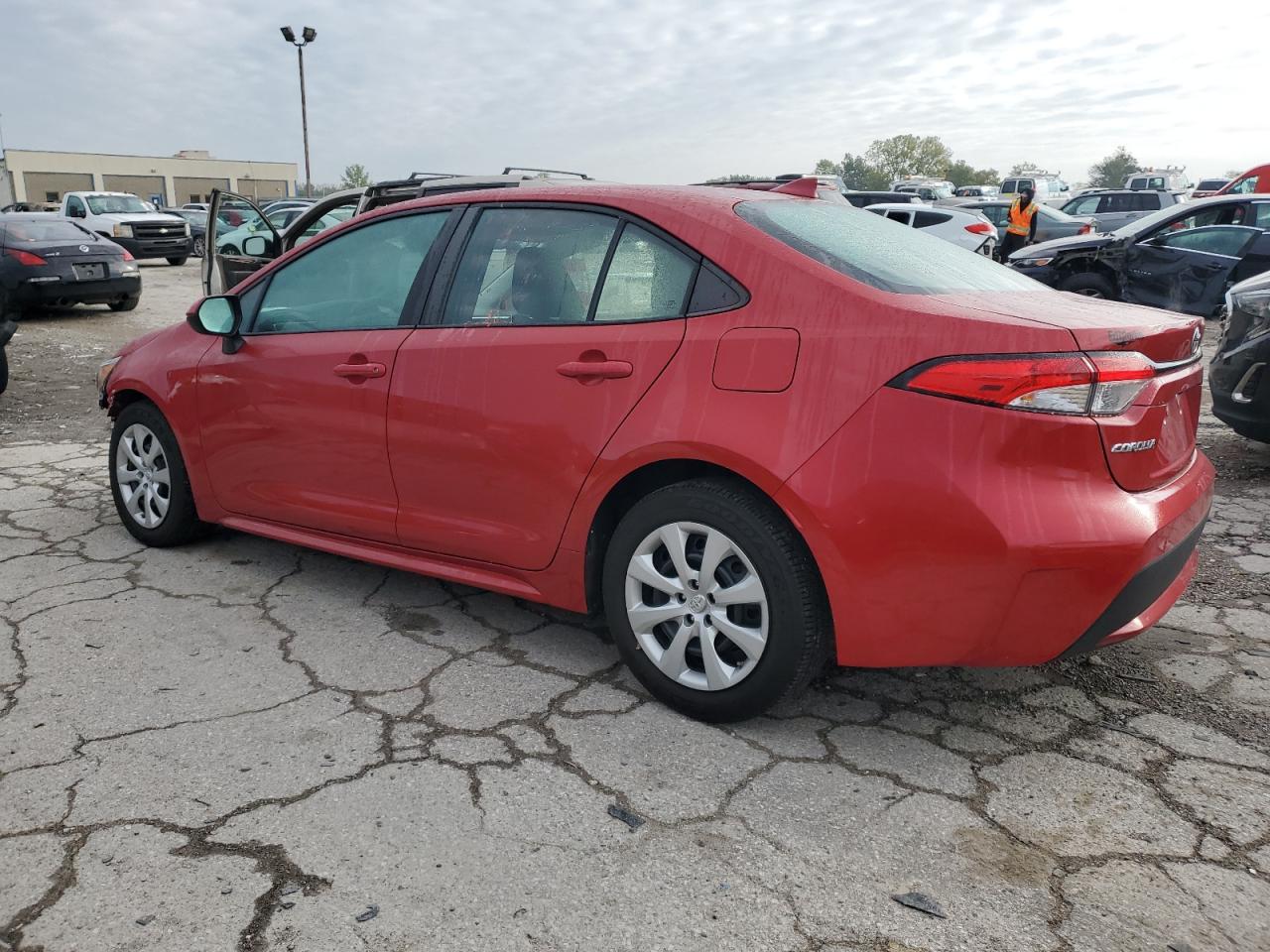 5YFEPMAE8MP244347 2021 TOYOTA COROLLA - Image 2