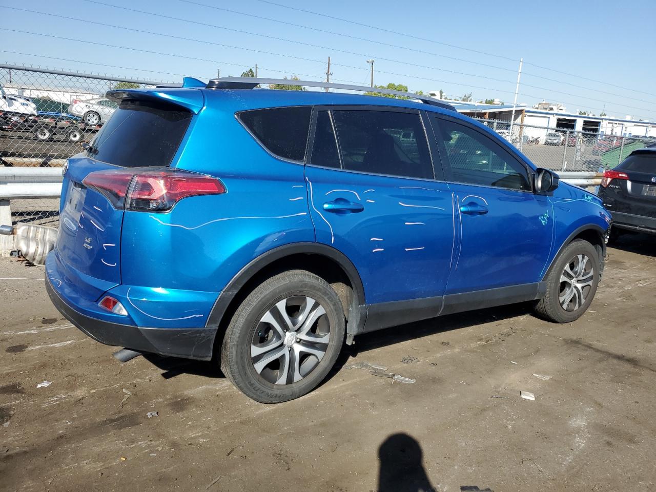 2018 Toyota RAV 4 - Image 3
