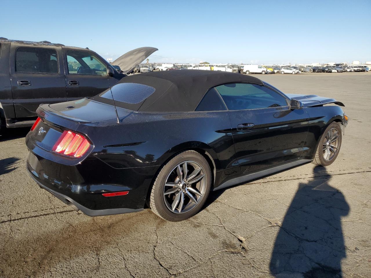 2015 Ford Mustang - Image 3