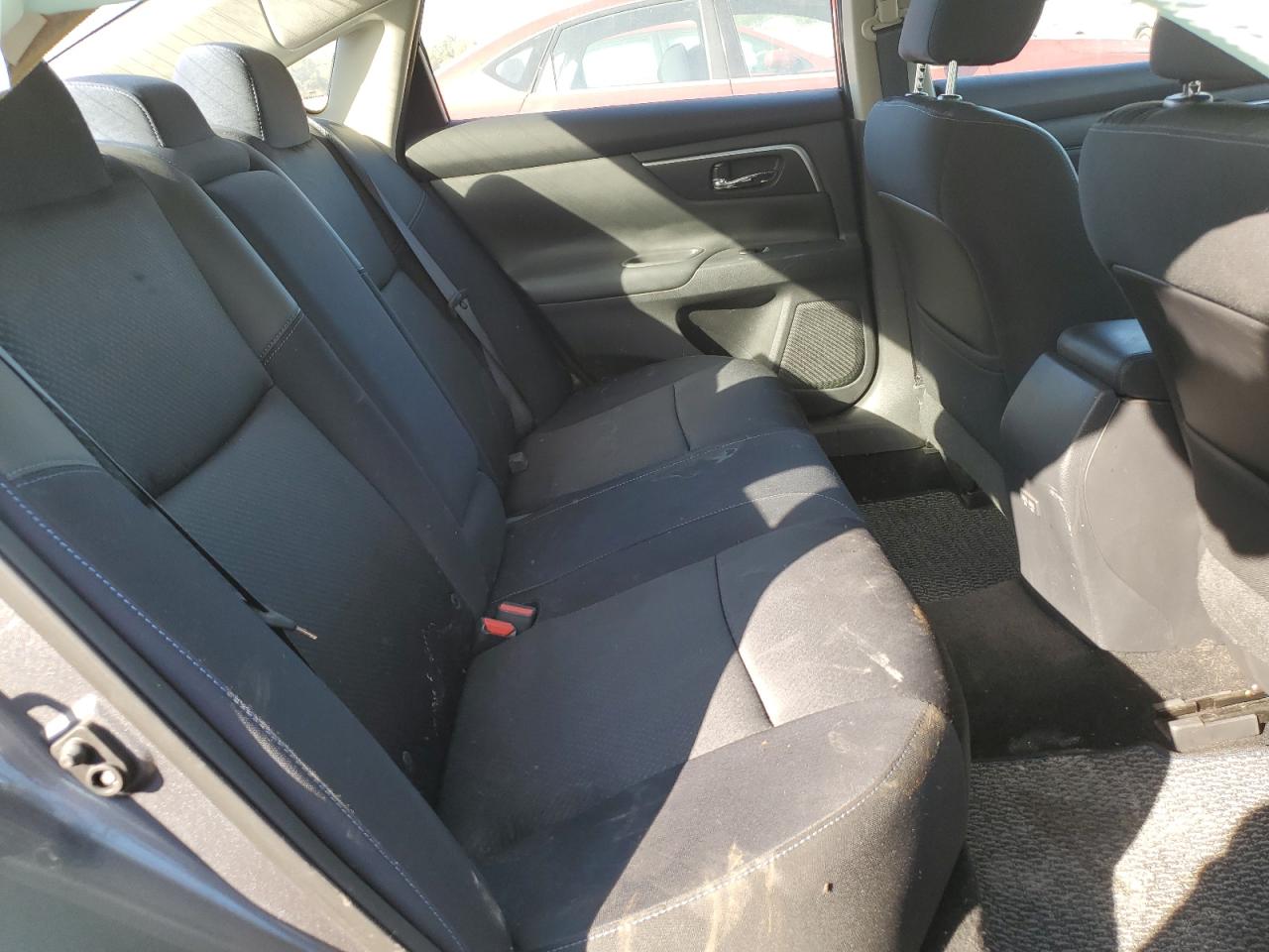 2017 Nissan Altima - Image 10