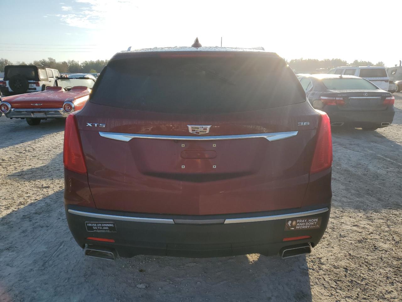 1GYKNCRSXJZ177260 2018 Cadillac Xt5 Luxury