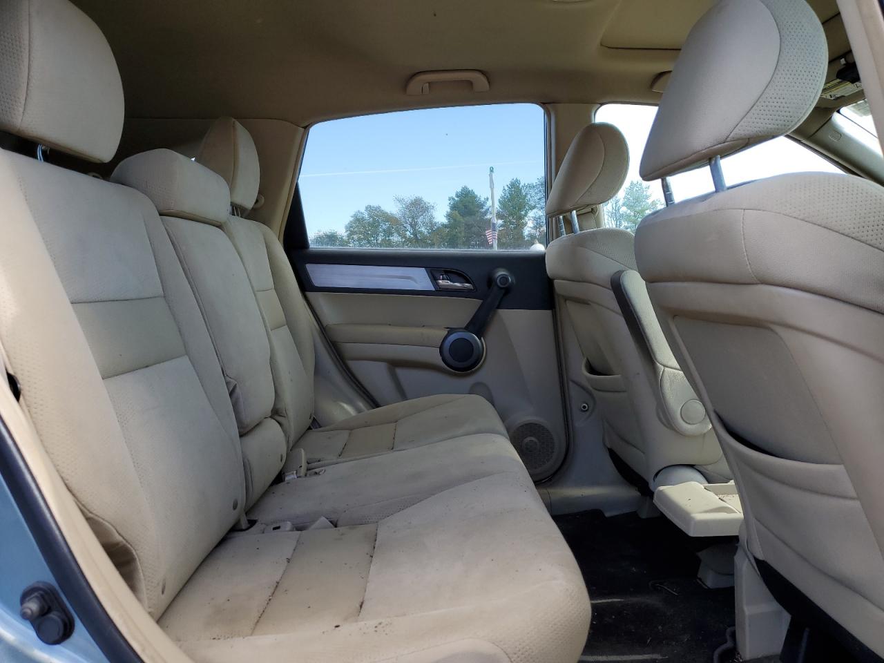 2010 Honda CR-V - Image 11