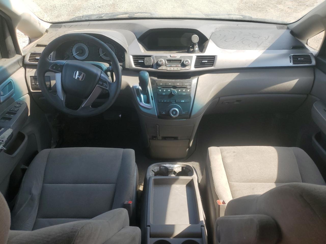 2011 Honda Odyssey - Image 8