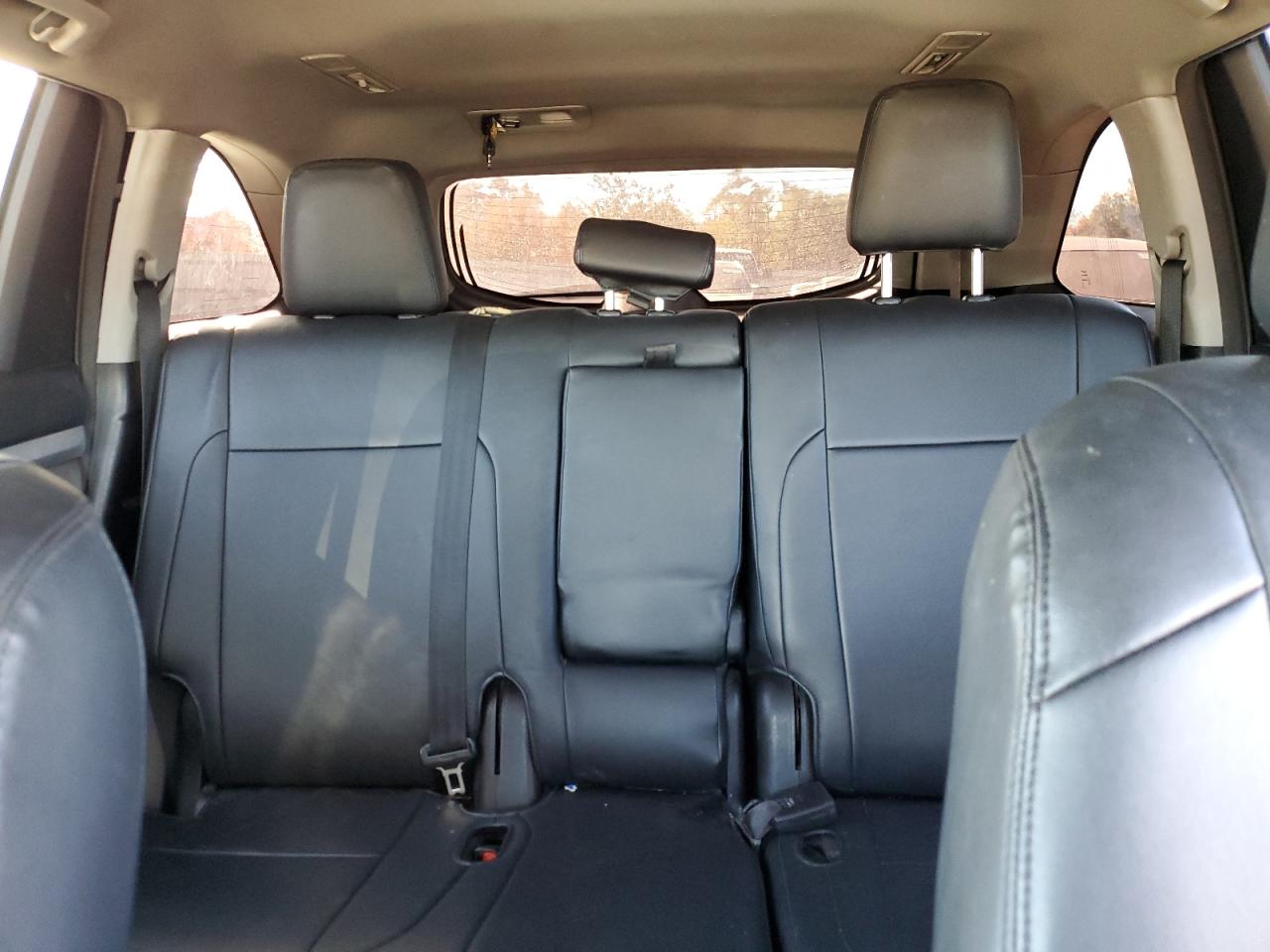 2017 Toyota Highlander Le VIN: 5TDBZRFH4HS377519 Lot: 76104354