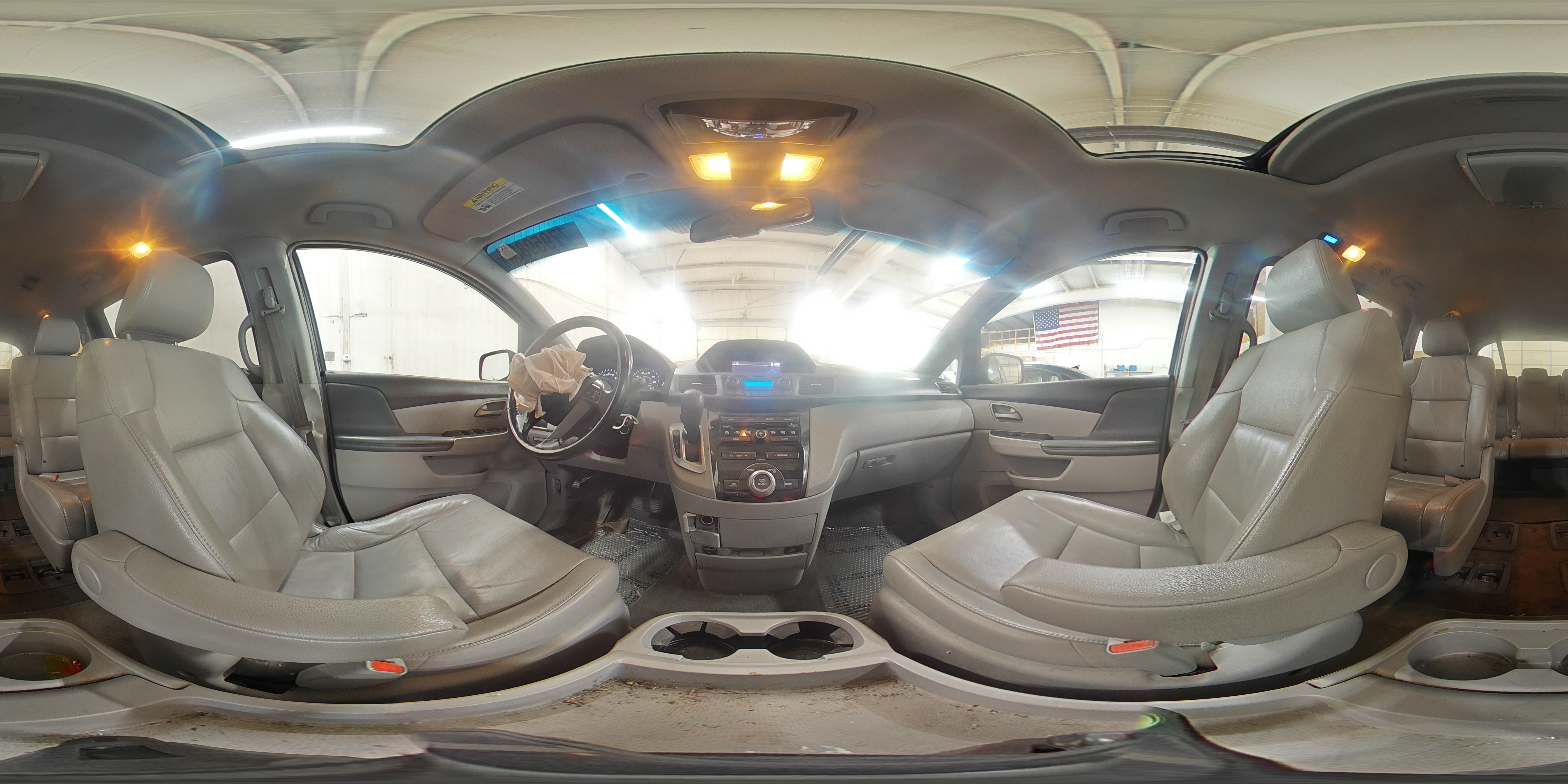 2013 Honda Odyssey - Image 14