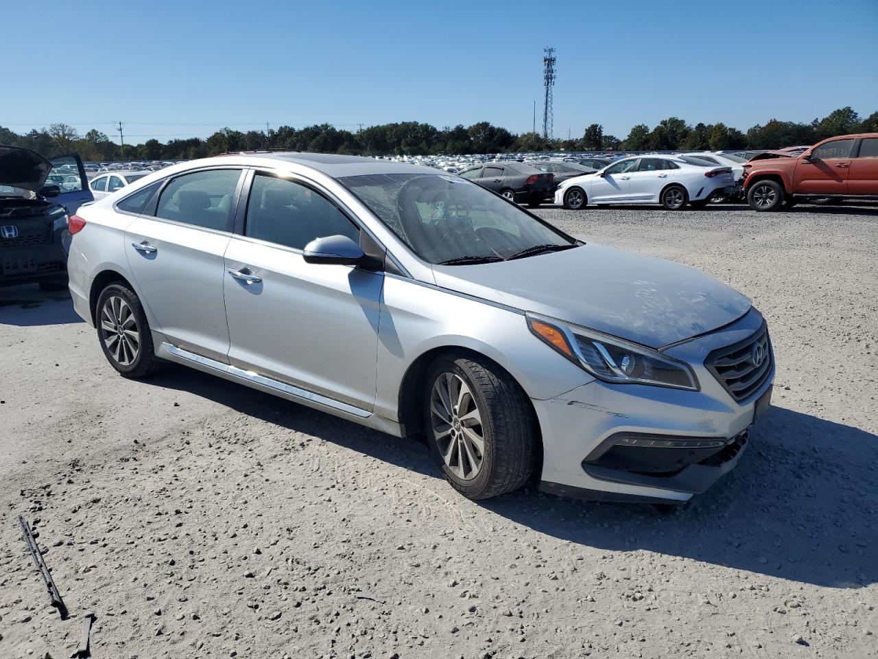 2016 Hyundai Sonata - Image 4