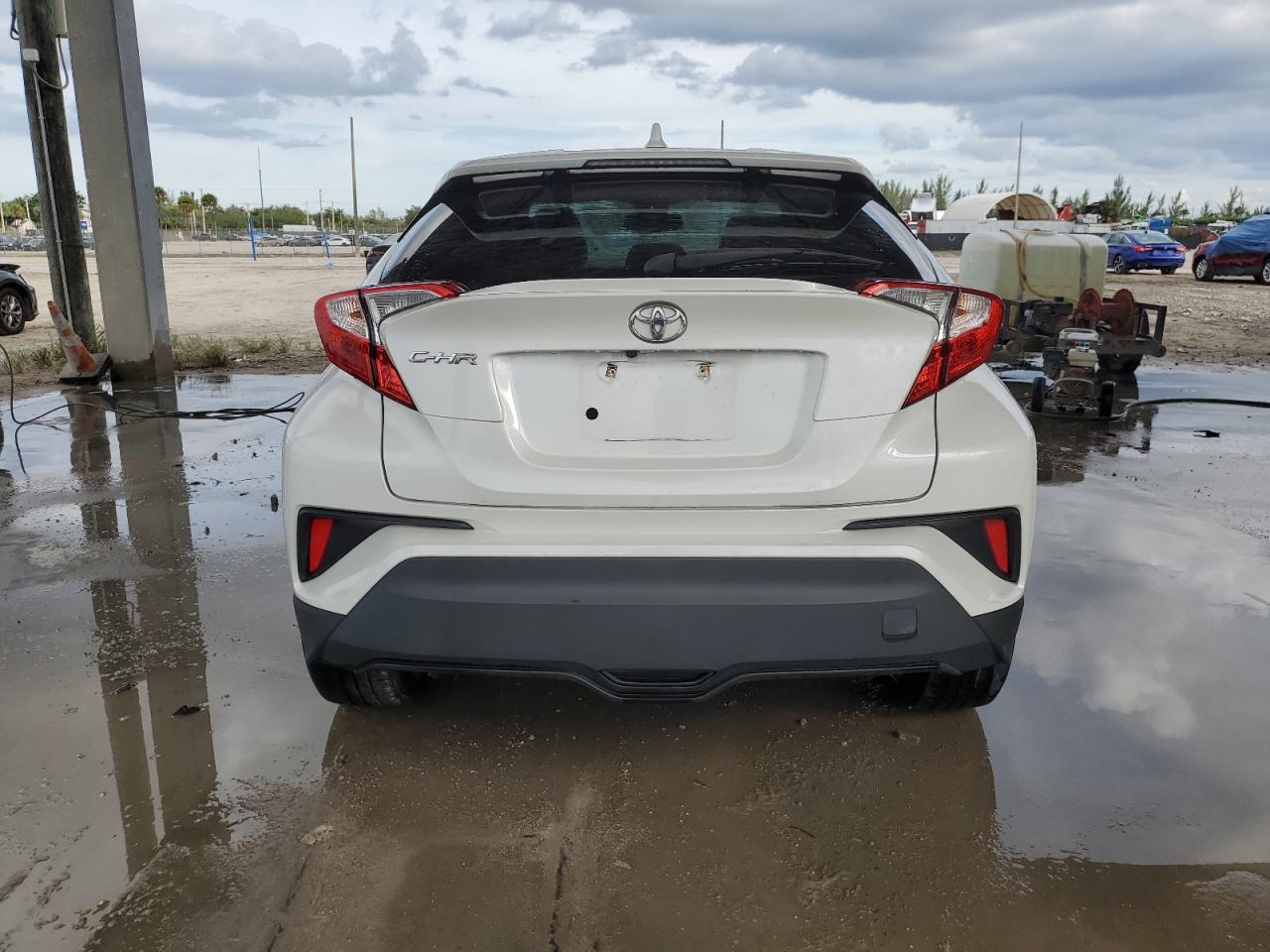 2019 Toyota C-HR - Image 6