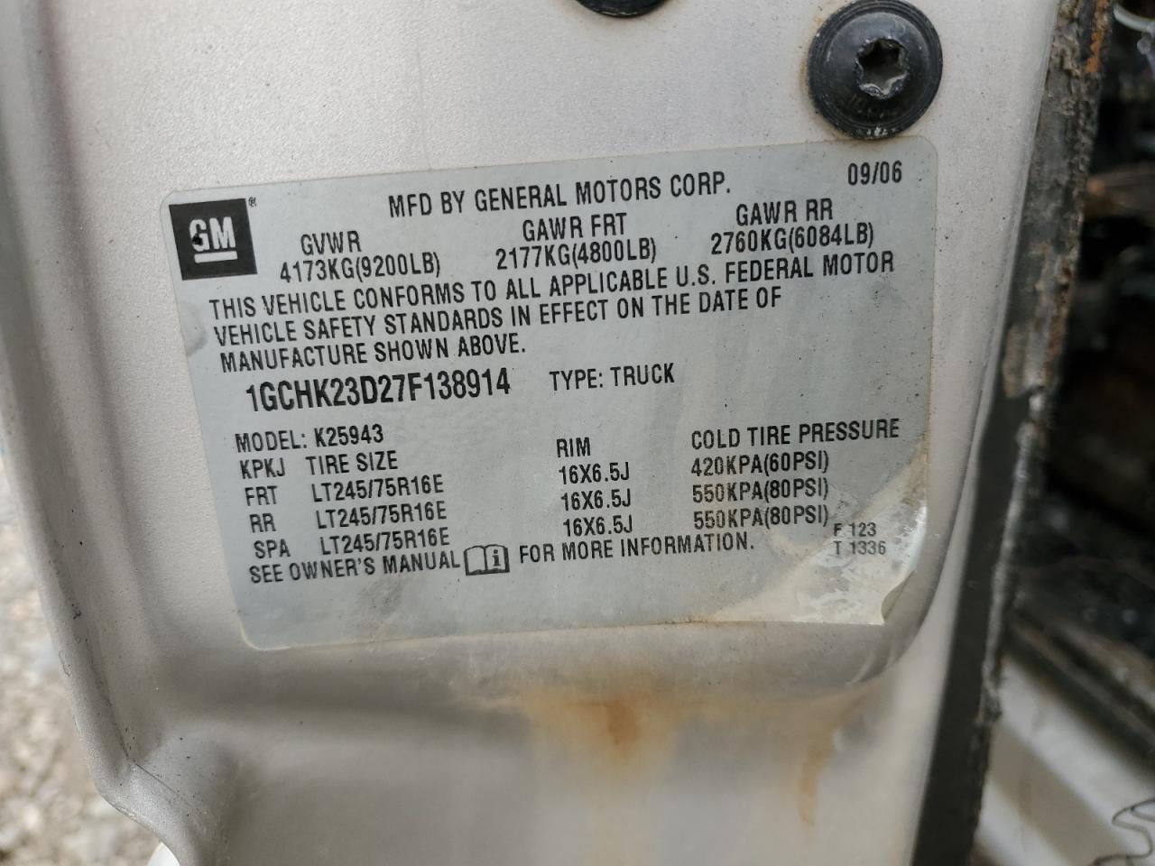 2007 Chevrolet Silverado - Image 13