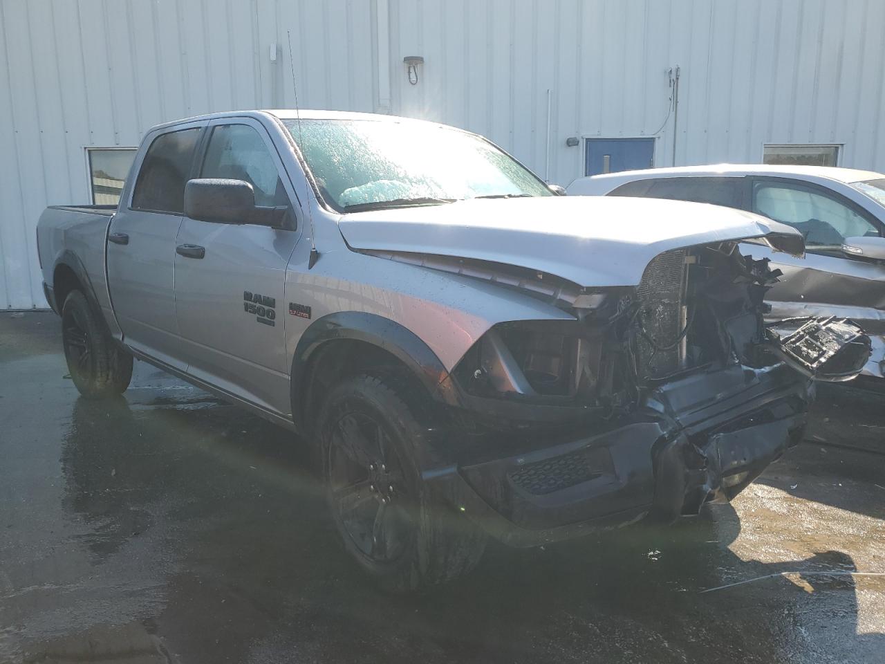 2021 RAM 1500 - Image 4