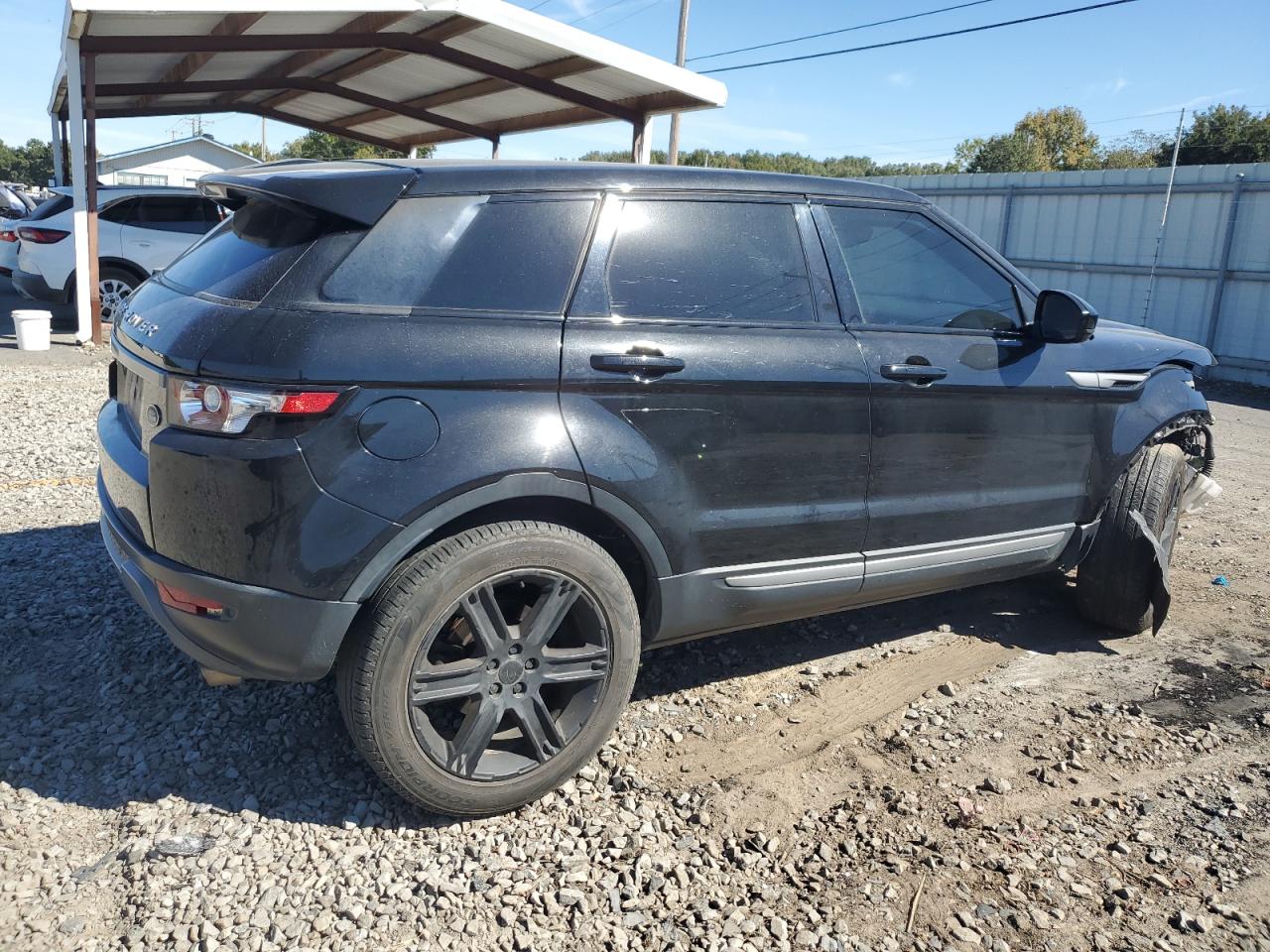2015 Land Rover Range Rover - Image 3