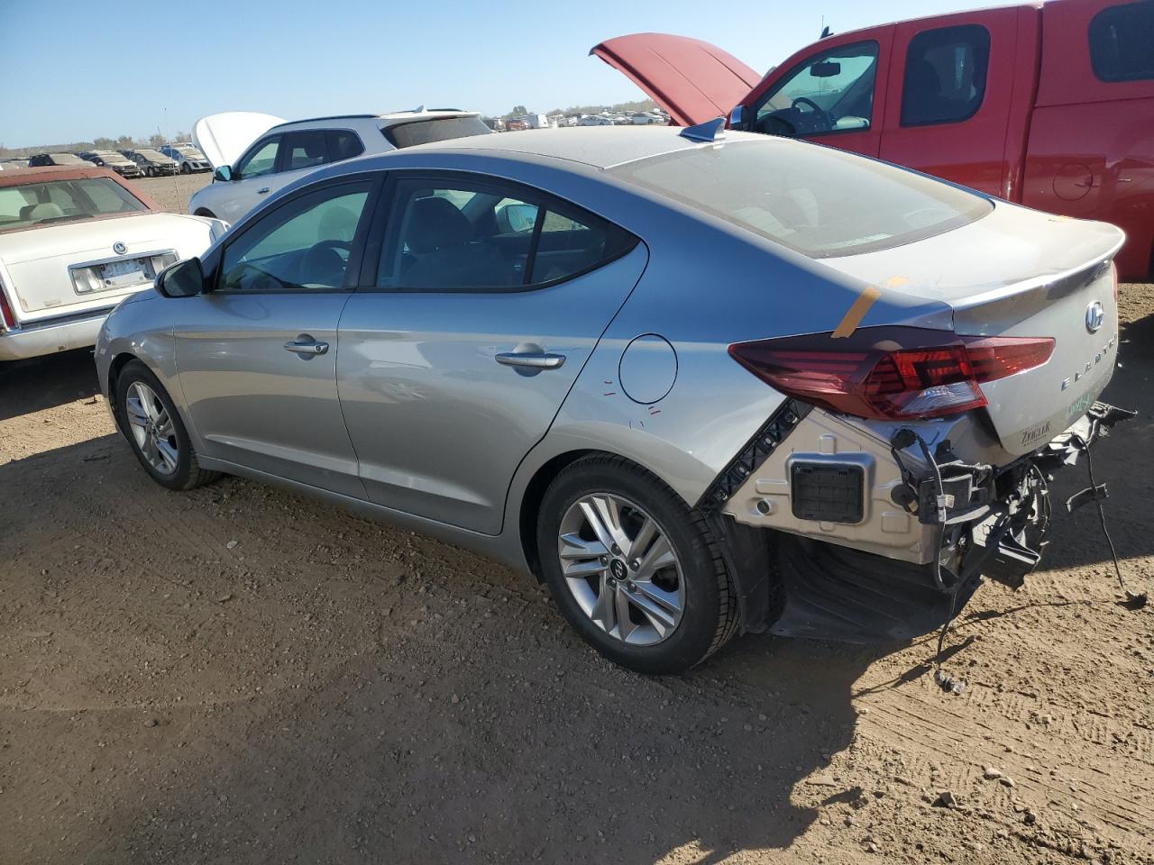 2020 Hyundai Elantra - Image 2
