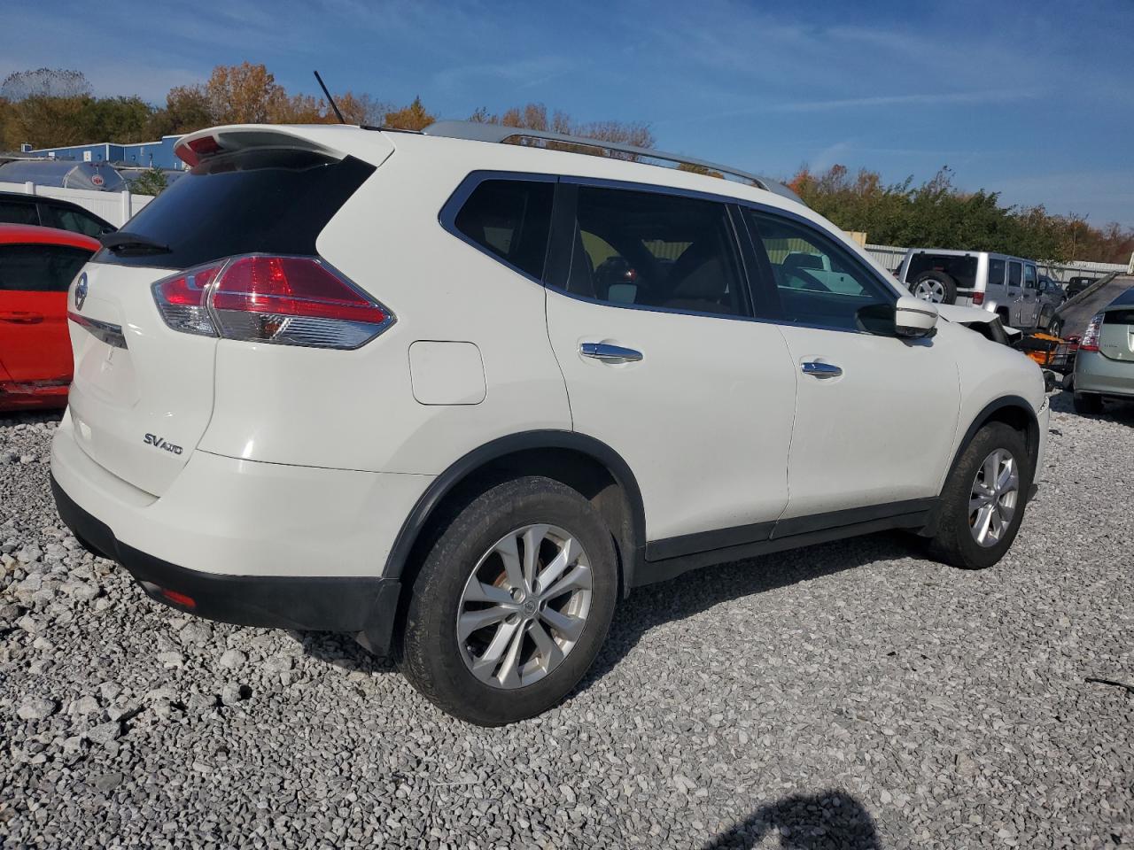 2015 Nissan Rogue - Image 3