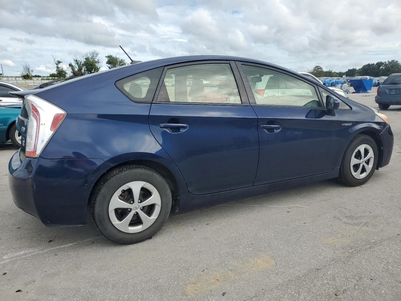 2012 Toyota Prius - Image 3