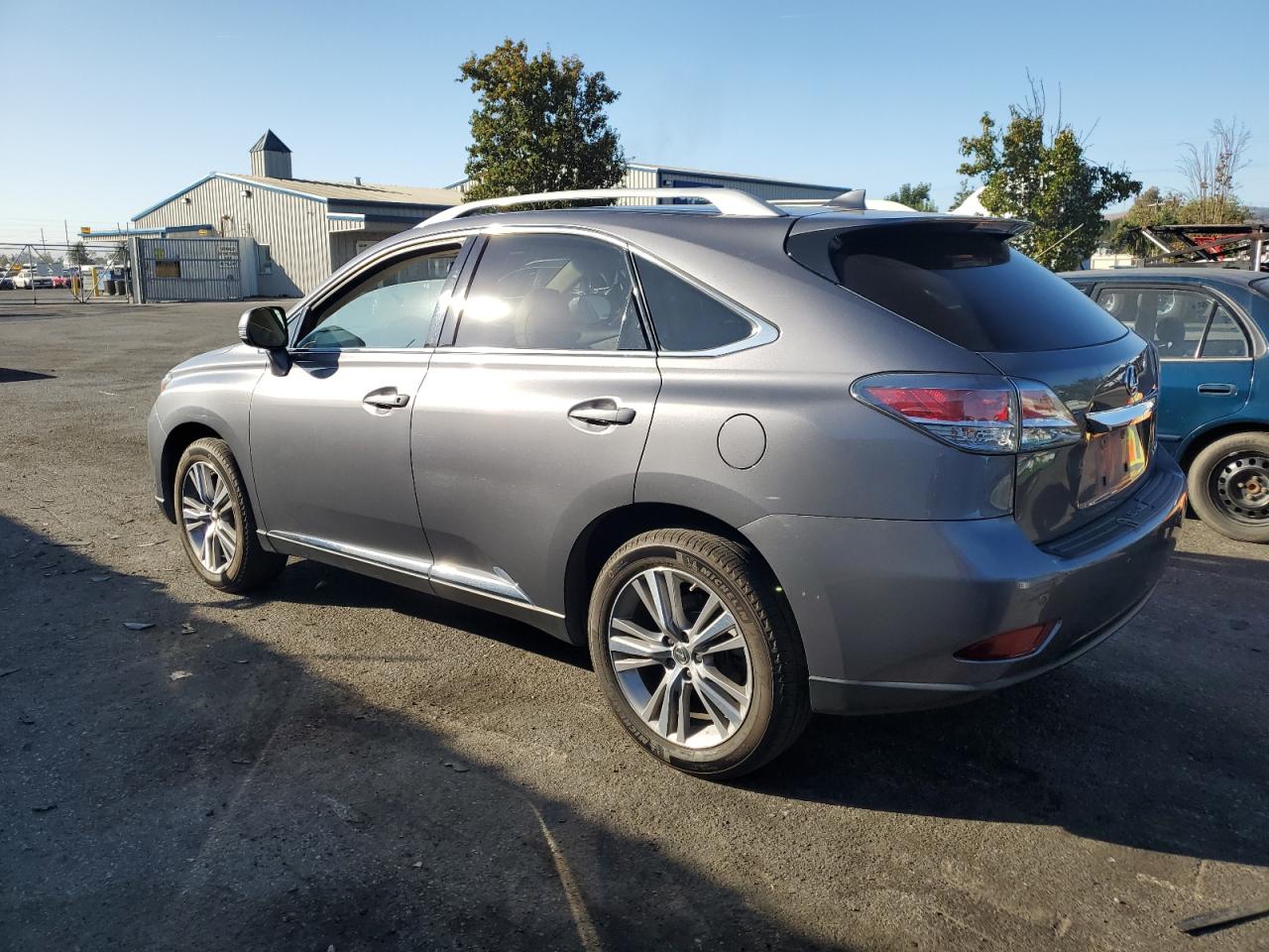 2T2BK1BA8FC254225 2015 LEXUS RX - Image 2