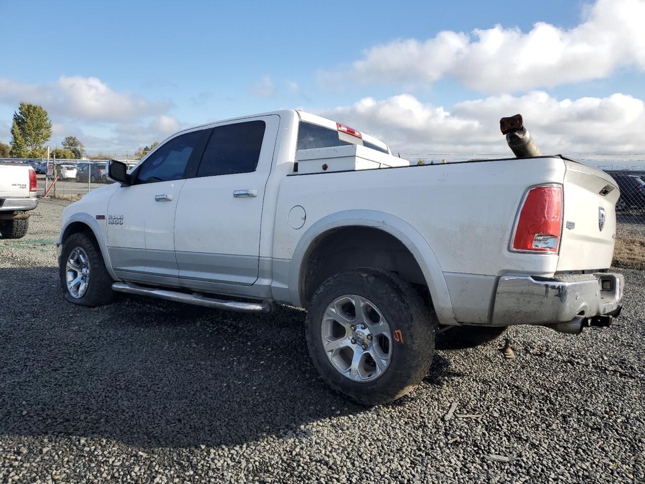 2014 RAM 1500 - Image 2