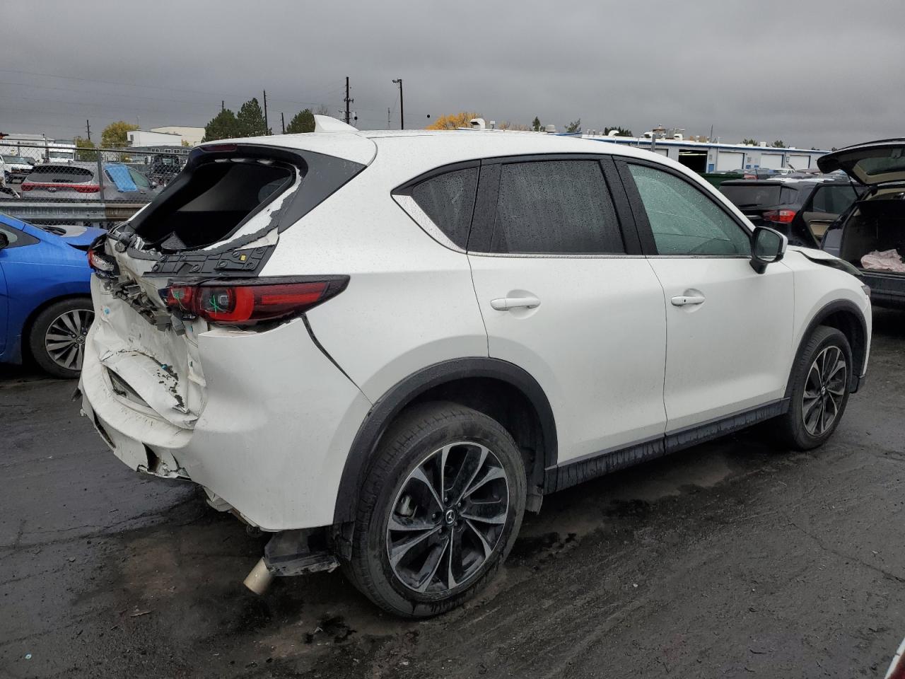 2023 Mazda CX-5 - Image 3