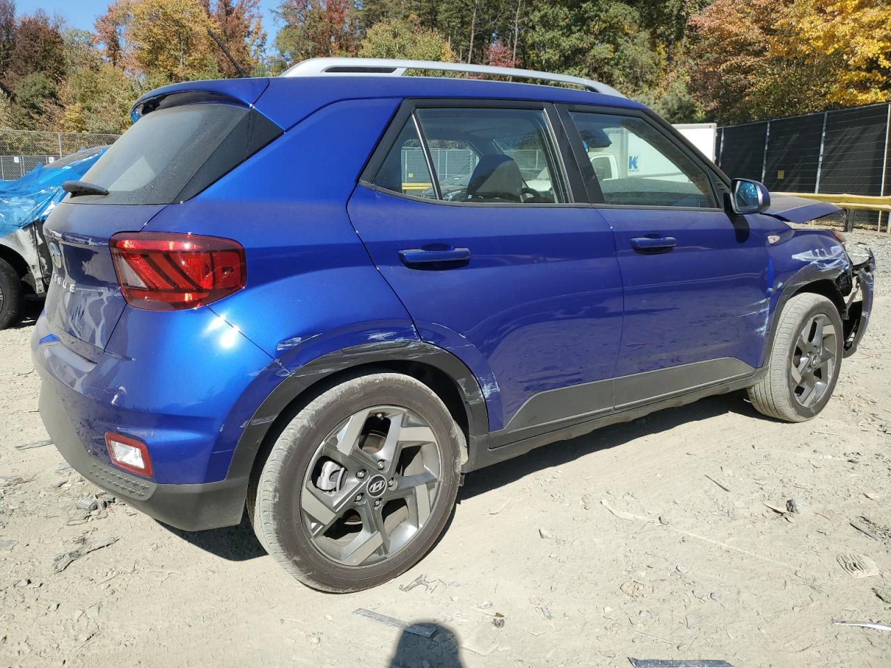 2024 Hyundai Venue - Image 3