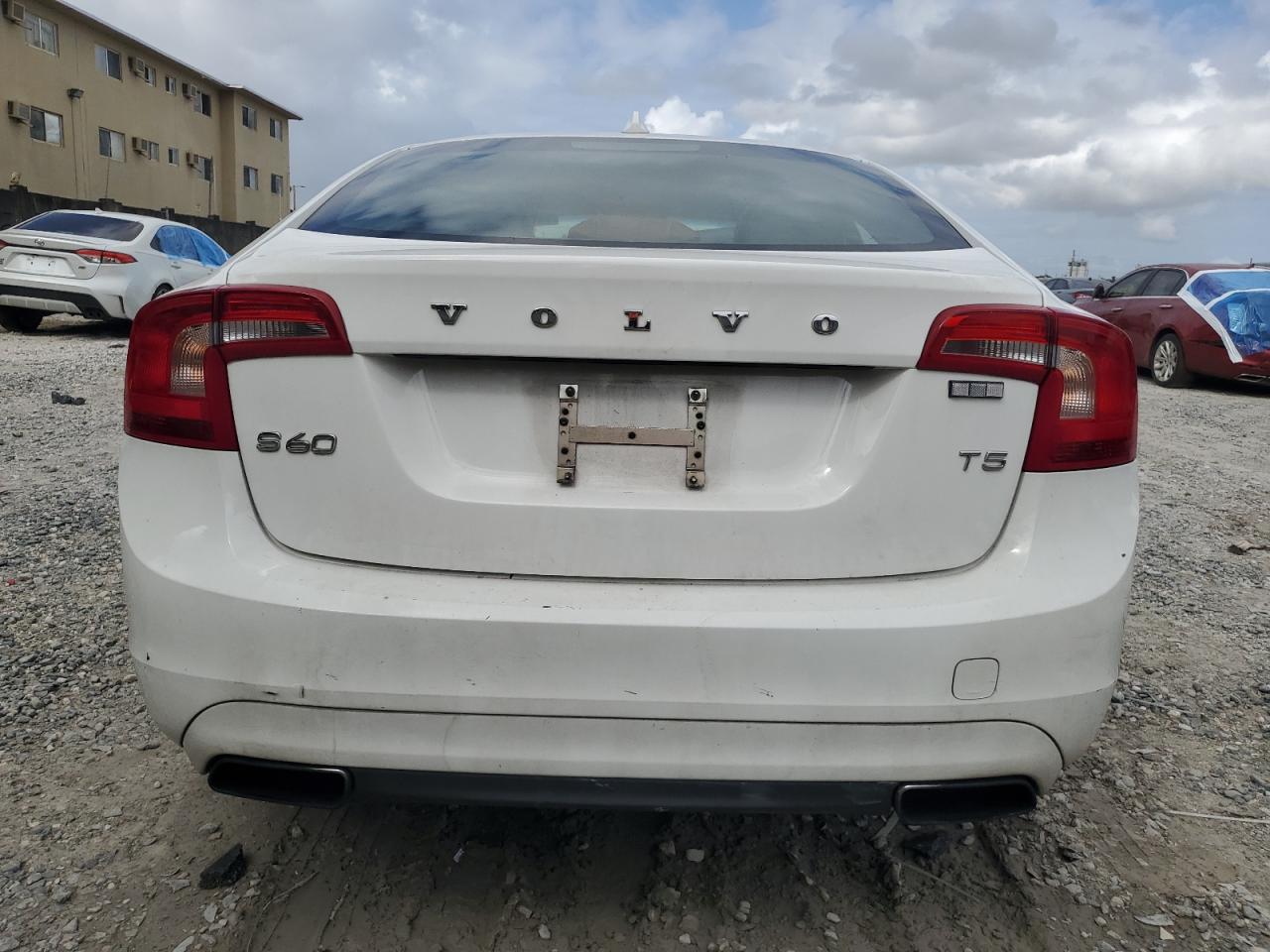 YV126MFK3F1342076 2015 Volvo S60 Premier