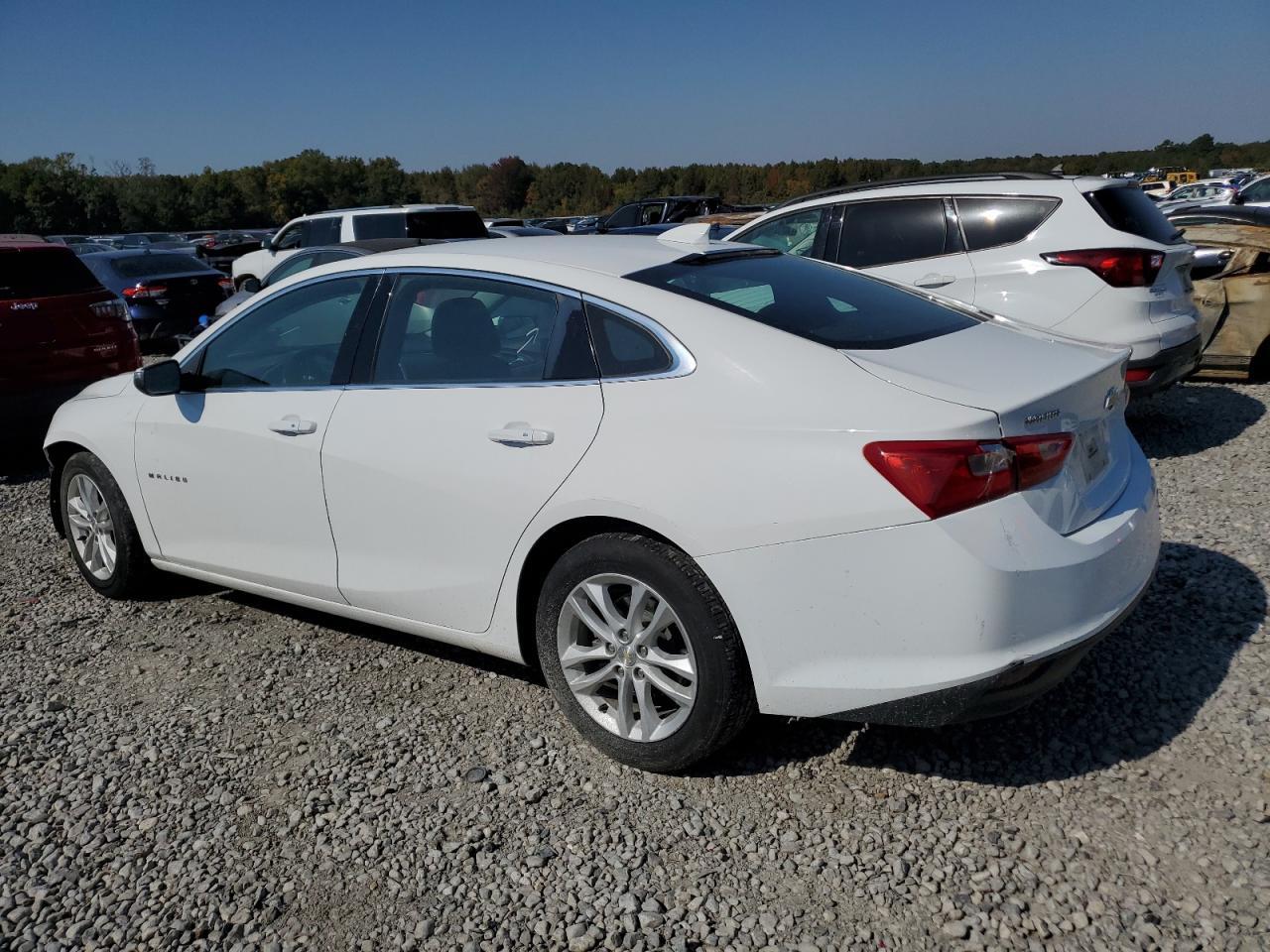 2018 Chevrolet Malibu - Image 2