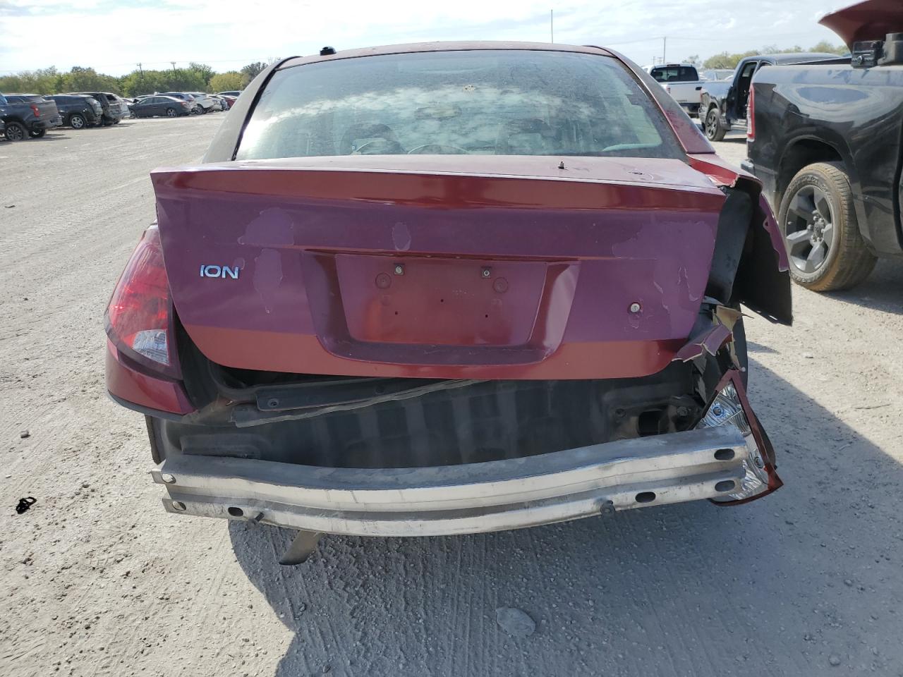 2007 Saturn ION - Image 6