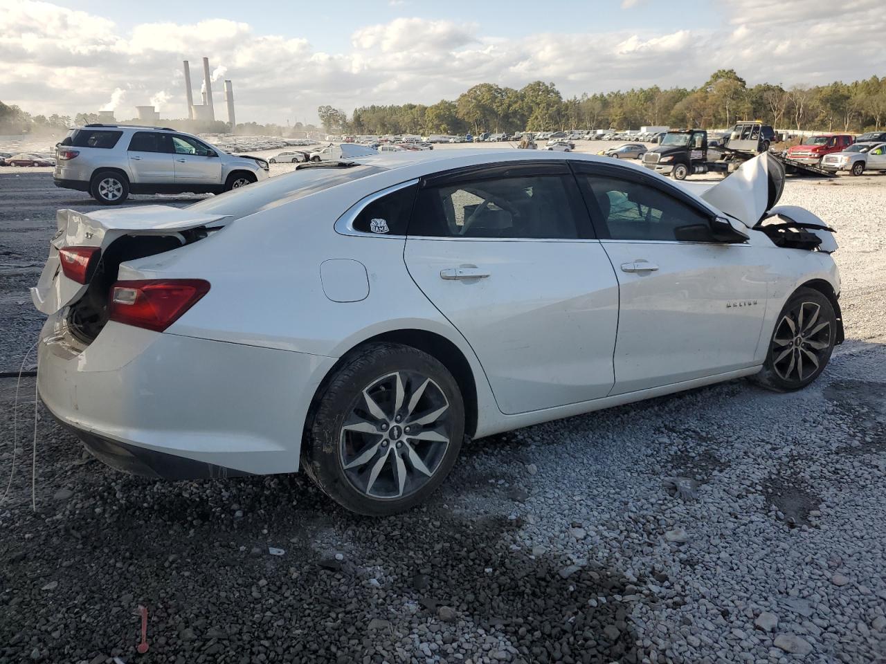 2018 Chevrolet Malibu - Image 3