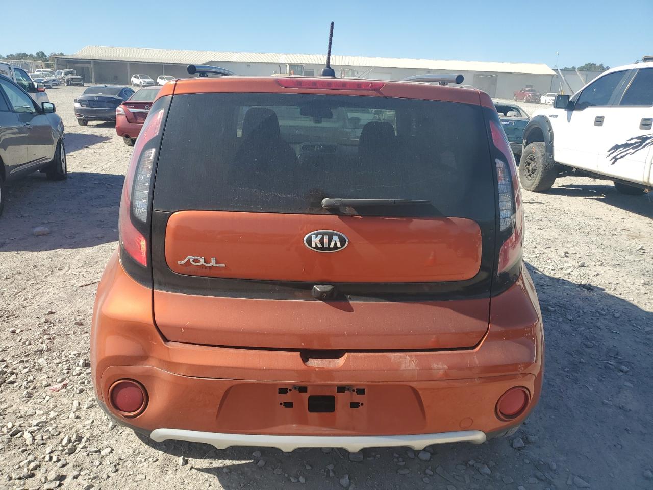 2018 Kia Soul + VIN: KNDJP3A50J7596389 Lot: 74956674