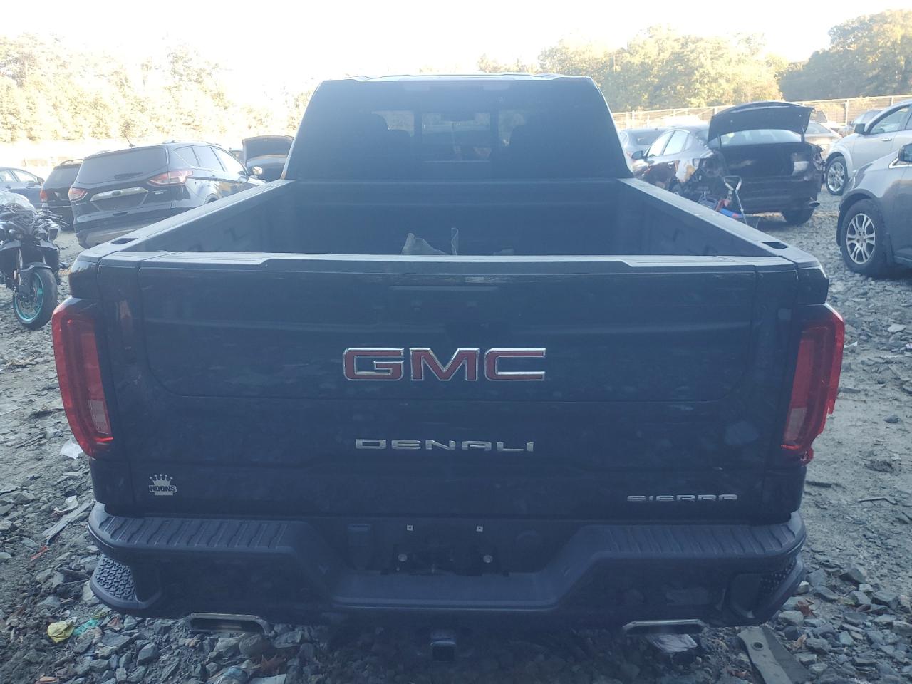 3GTUUGEDXNG673701 2022 GMC Sierra K1500 Denali