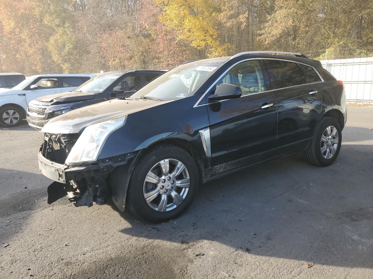 VIN 3GYFNEE30FS637946 2015 CADILLAC SRX no.1