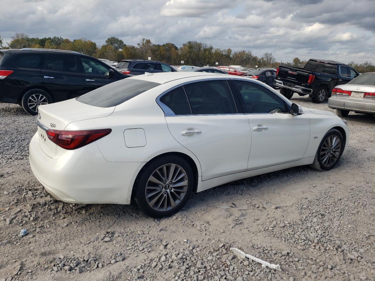 2018 Infiniti Q50 - Image 3