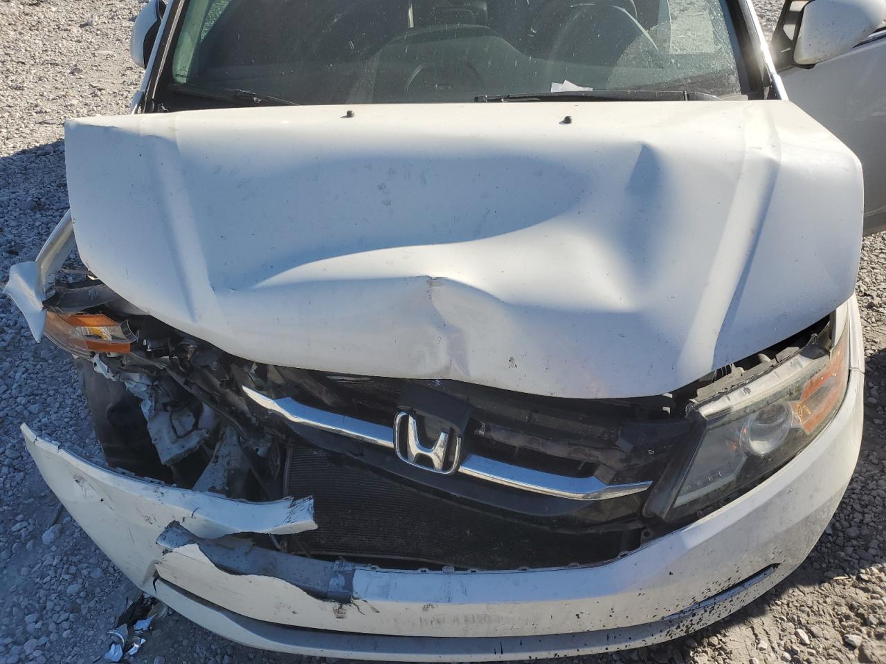 2015 Honda Odyssey - Image 14