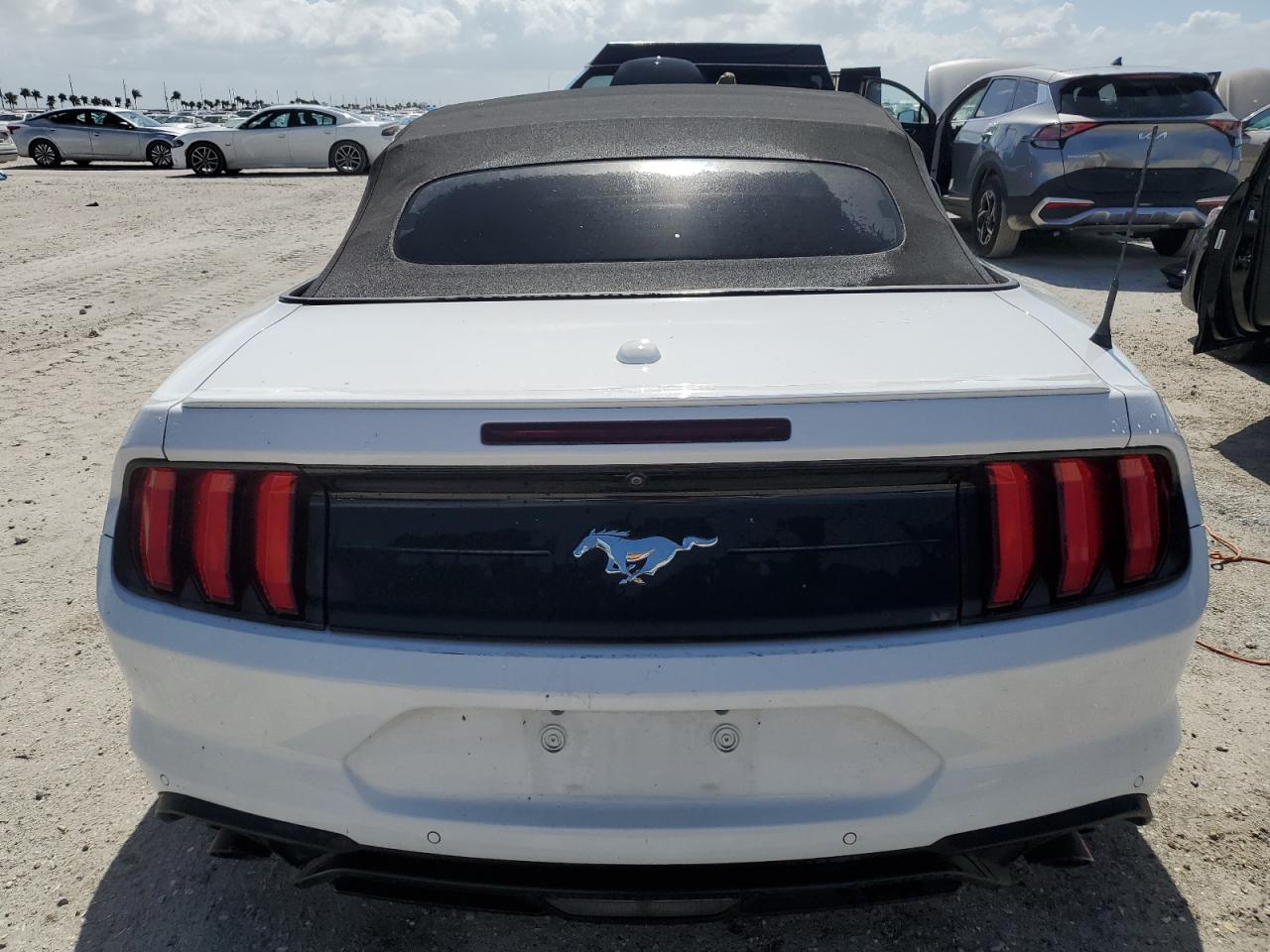 2022 Ford Mustang VIN: 1FATP8UH0N5129427 Lot: 77378054