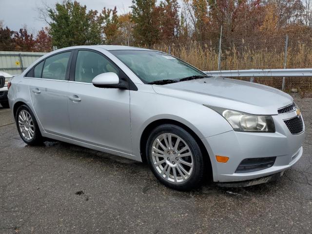 Седаны CHEVROLET CRUZE 2012 Серебристый