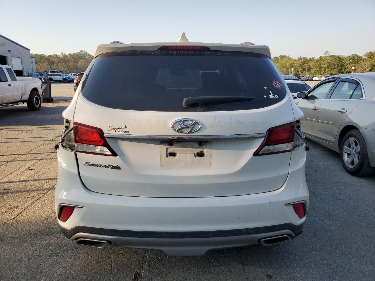 2017 Hyundai Santa Fe Se VIN: KM8SM4HF7HU167663 Lot: 75909864