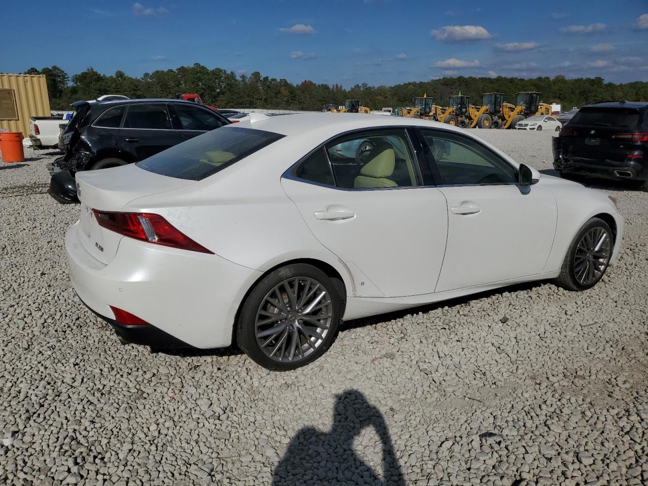 2014 Lexus IS - Image 3