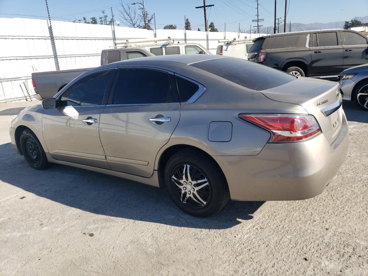 1N4AL3AP1EN215931 2014 Nissan Altima 2.5