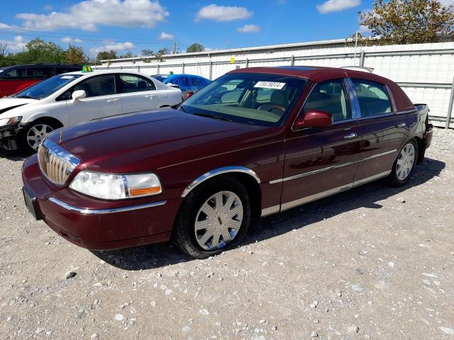 2003 Lincoln Town Car Cartier за продажба в Walton, KY - Rear End