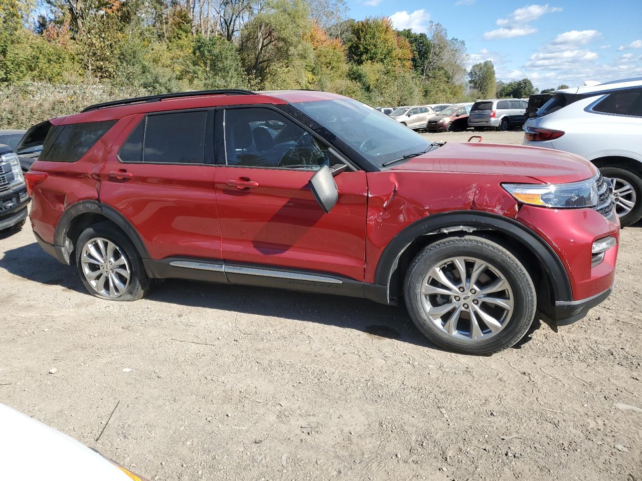 2021 Ford Explorer - Image 4