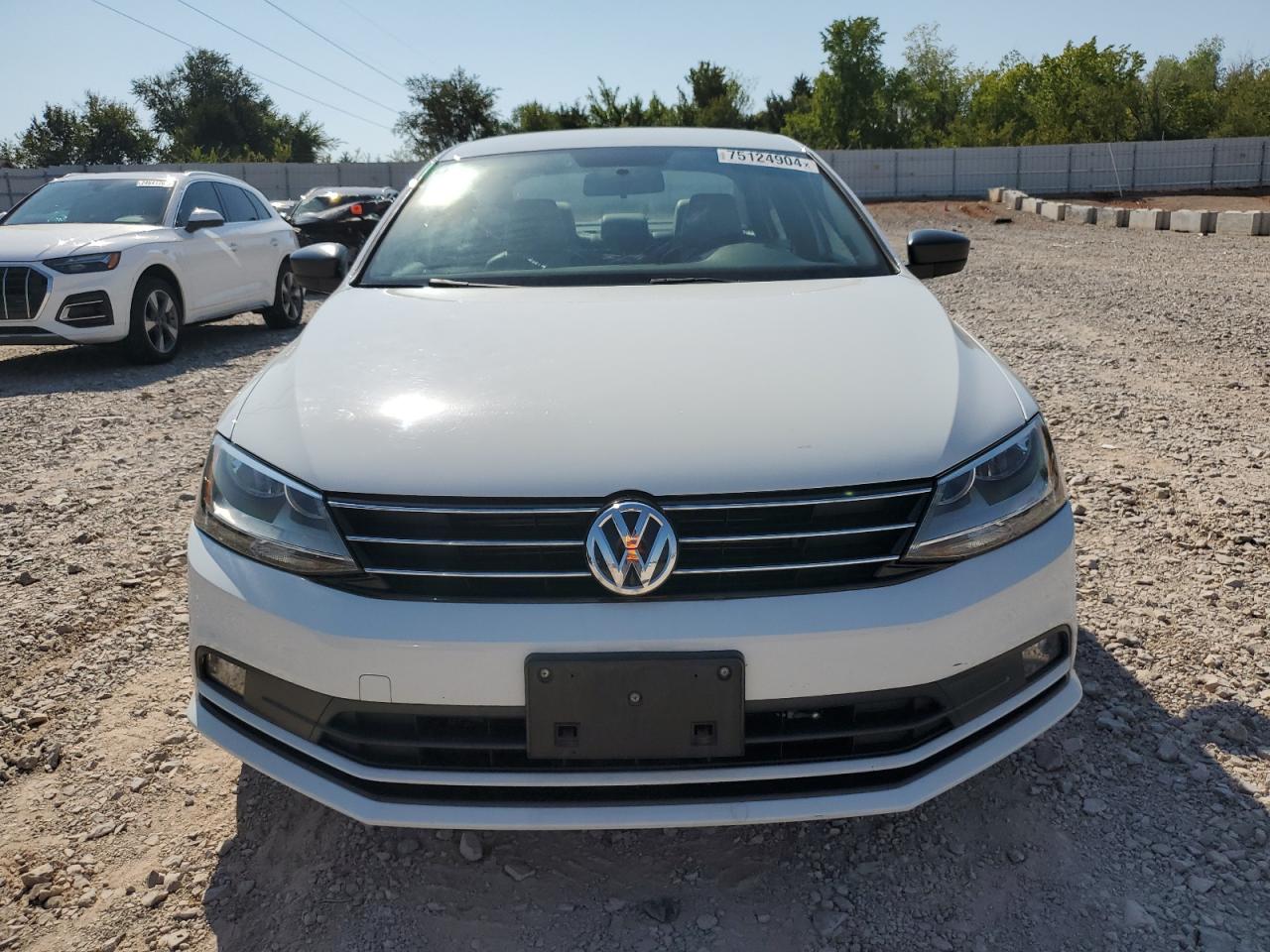 2016 Volkswagen Jetta - Image 5