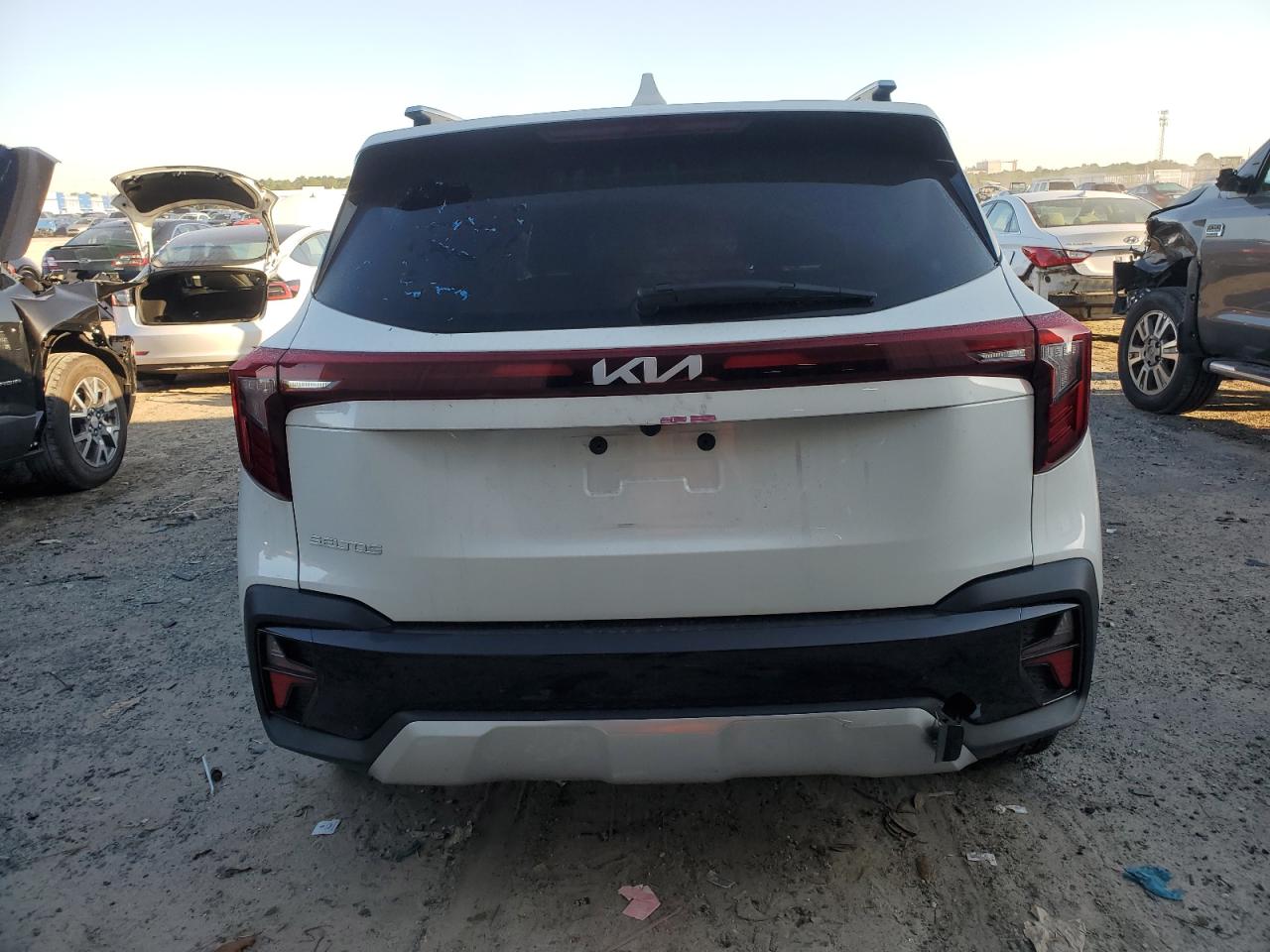 2024 Kia Seltos - Image 6