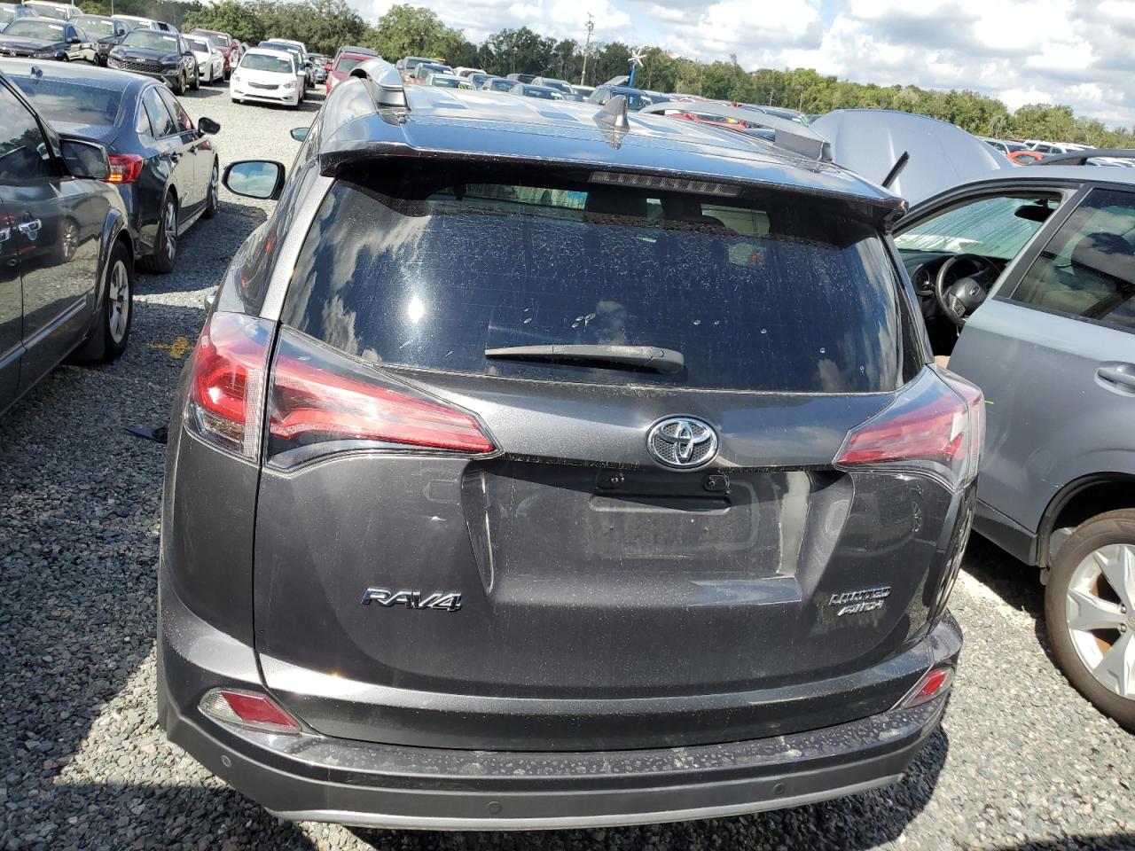 2T3DFREV5HW551895 2017 Toyota Rav4 Limited