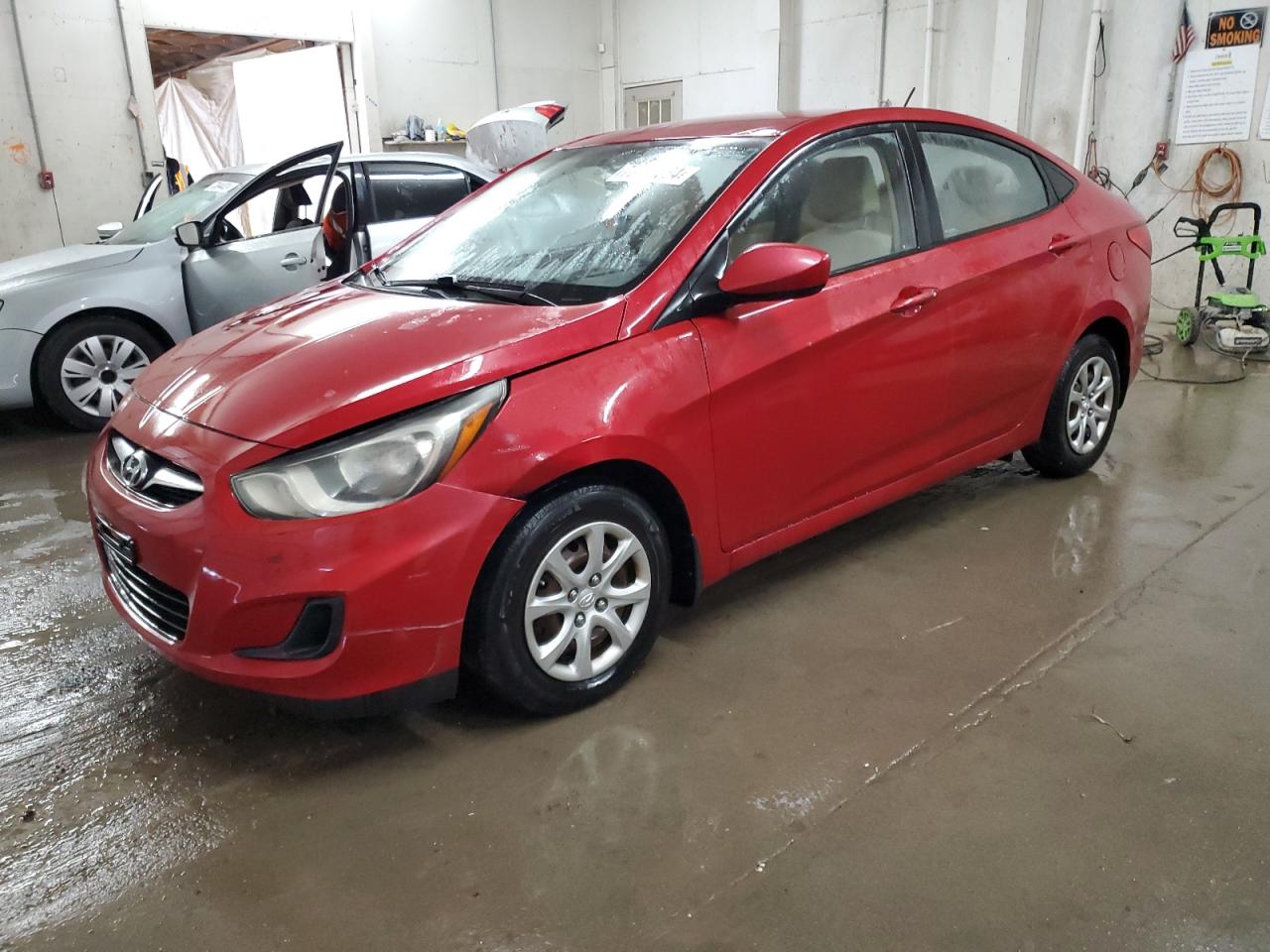 2012 Hyundai Accent Gls for Sale in Madisonville, TN - Front End