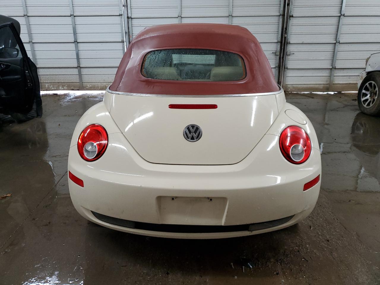 2006 Volkswagen New Beetle Convertible Option Package 1 VIN: 3VWRF31Y56M307162 Lot: 78028164