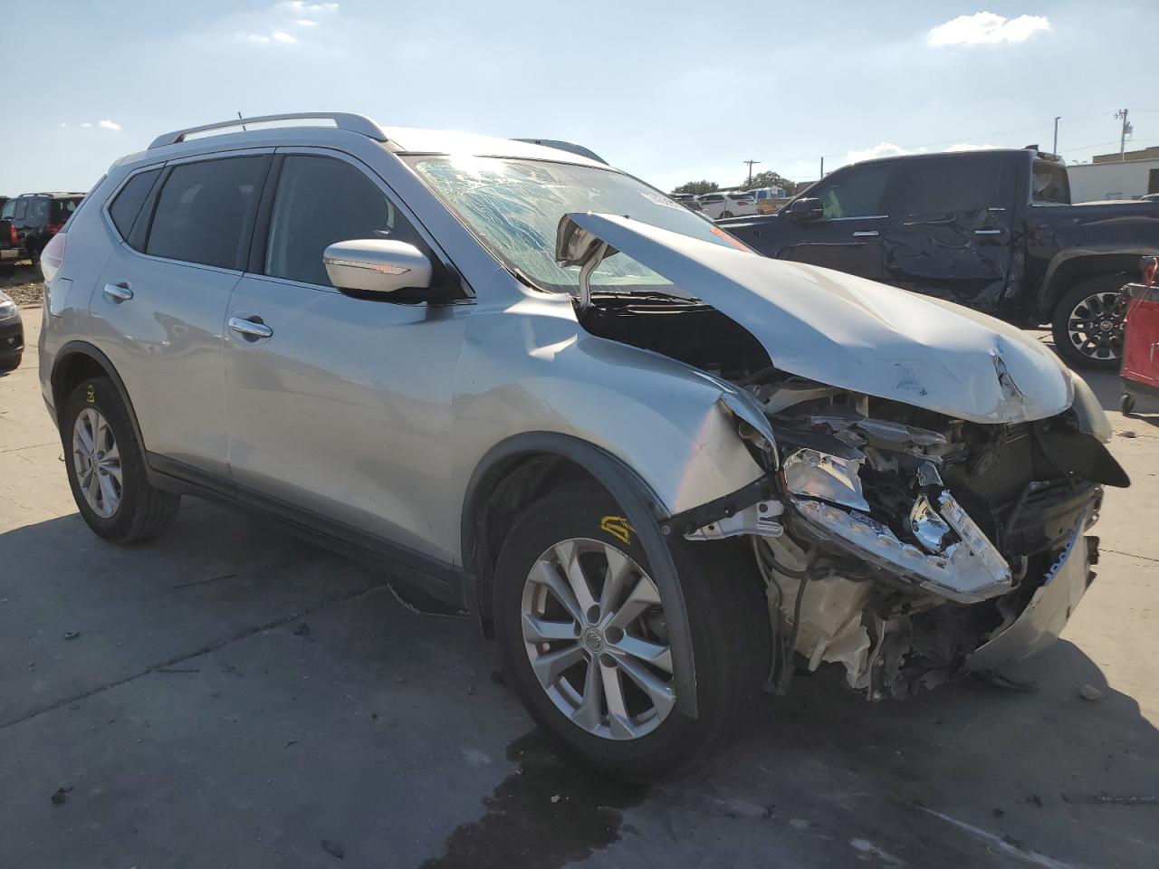 2015 Nissan Rogue - Image 4