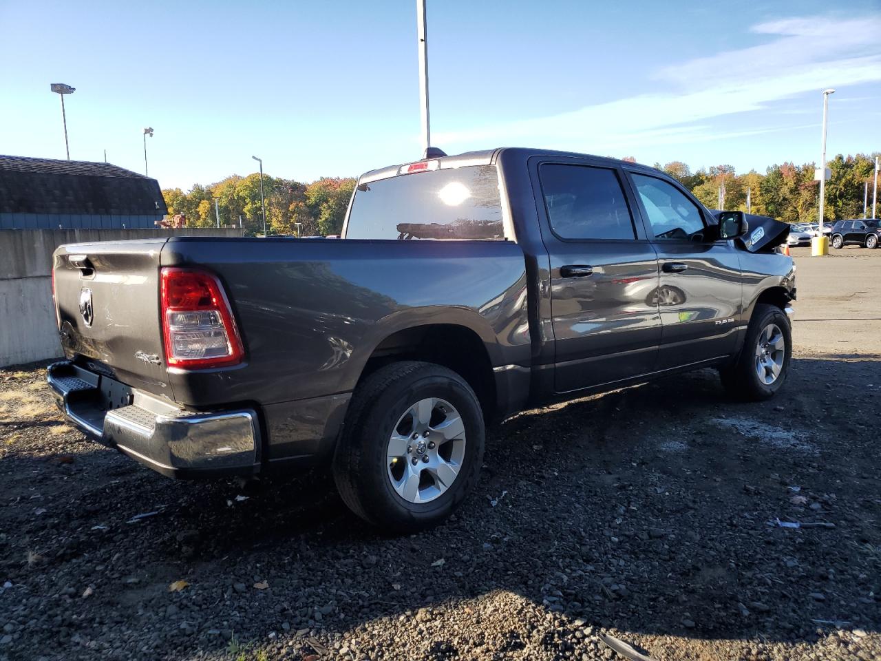 2021 RAM 1500 - Image 3